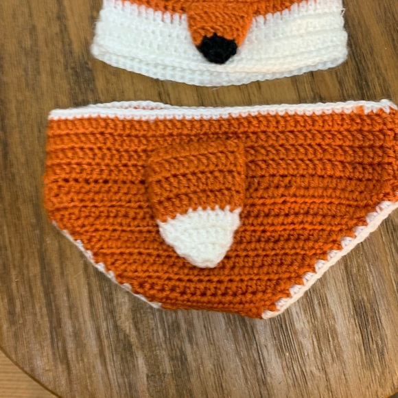 Fox Crochet Hat and Diaper Cover Baby's 0-9M Multicolor - 2pc Set - Picture 3 of 5